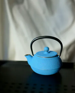 sininen teekannu
