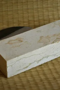 Kyushu Toishi luonnonkivi